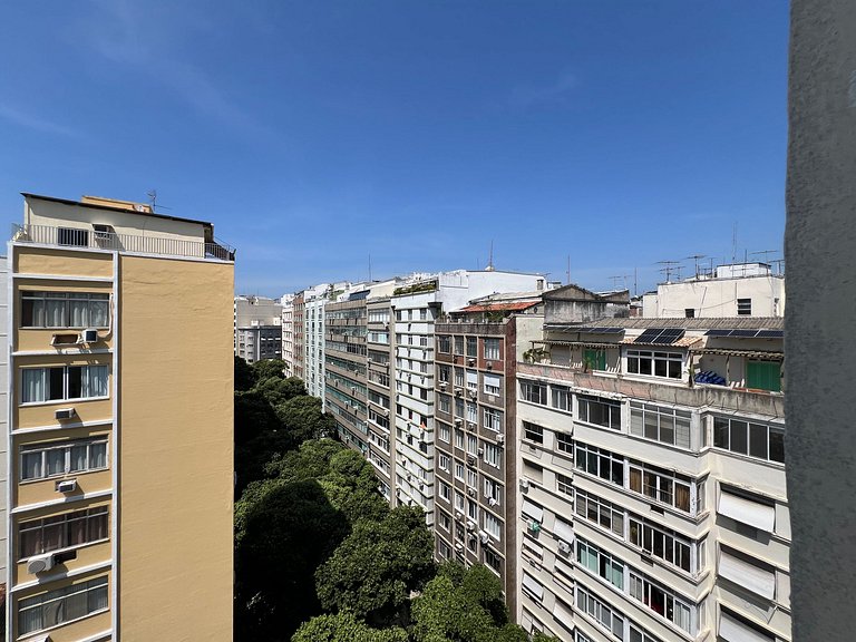 Cobertura espetacular com rooftop a céu aberto