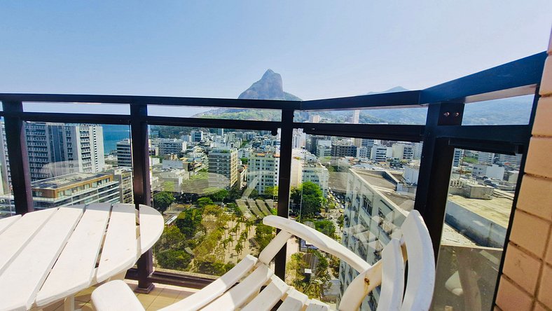 Leblon apartment with stunning views | JUMP IN BED LEBLON 4