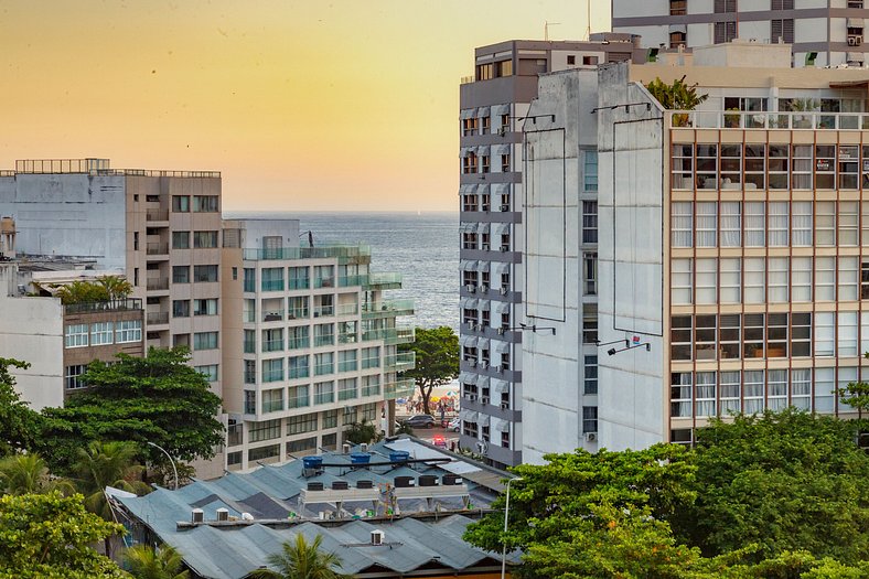 Vista panorâmica, localização perfeita a 200 metros da praia