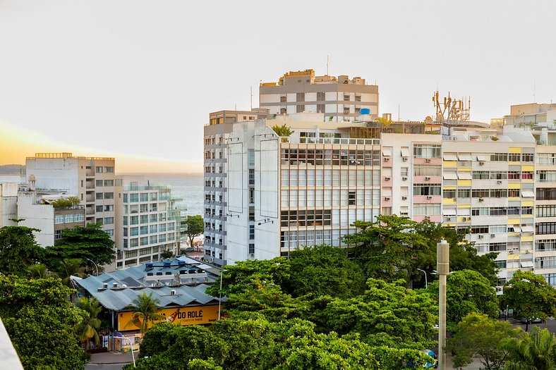 Vista panorâmica, localização perfeita a 200 metros da praia